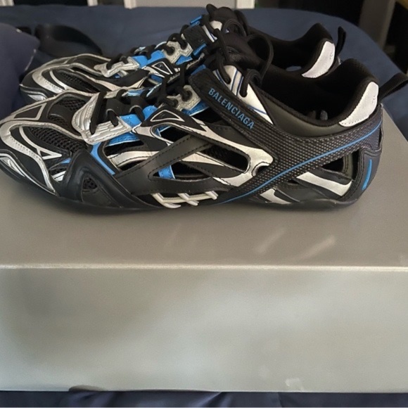 Balenciaga Drive Sneaker-USED - Picture 10 of 12